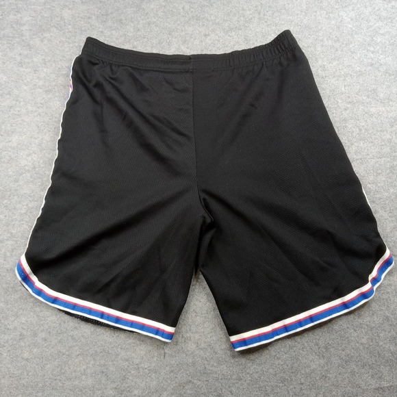 Champion Shorts Mens Large Black Performance Athletic Gym Red Blue Trim - Picture 6 of 7